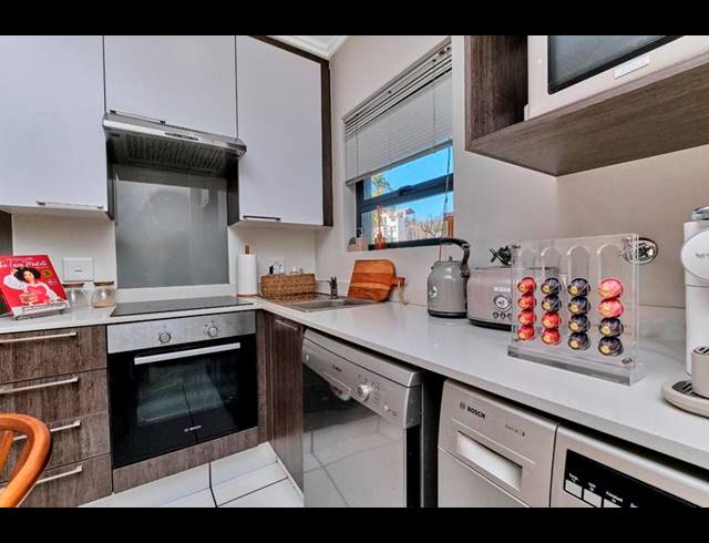 1 BEDROOM PROPERTY TO RENT IN LONEHILL